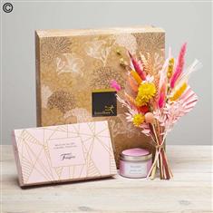 Dried Flowers Gift Set with Candle and Chocolates