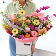  Large Love &amp; Joy to Mum Bouquet