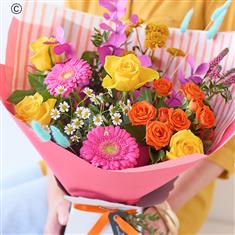 Bouquet of the Month Summer Trending with Yellow Roses